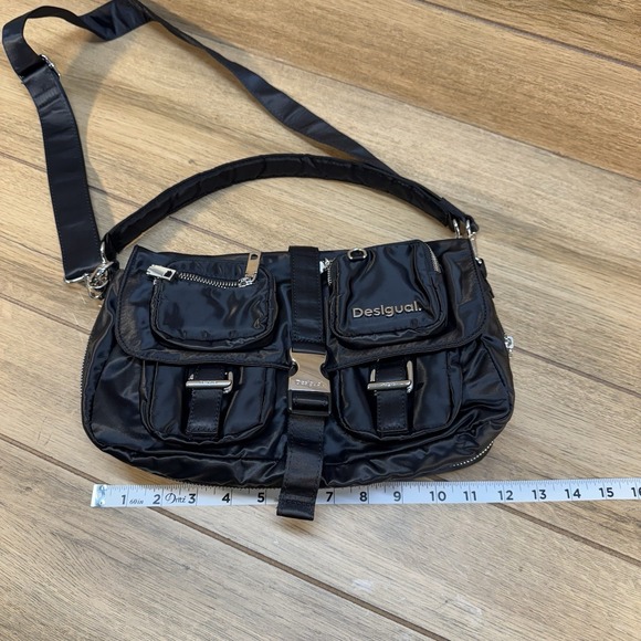 EUC‎ Desigual Black Pockets Crossbody Bum Bag - Picture 8 of 11